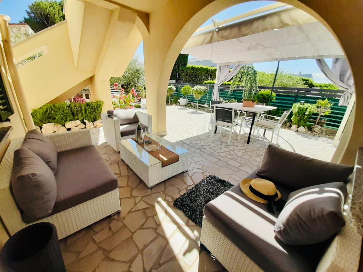 Villa Evamar, Island Krk Punat Ngoại thất bức ảnh